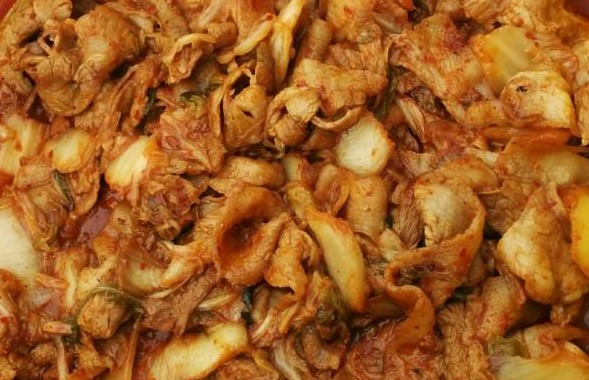 Kimchi salteado con chancho